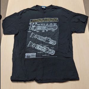 Black Men’s Star Wars shirt